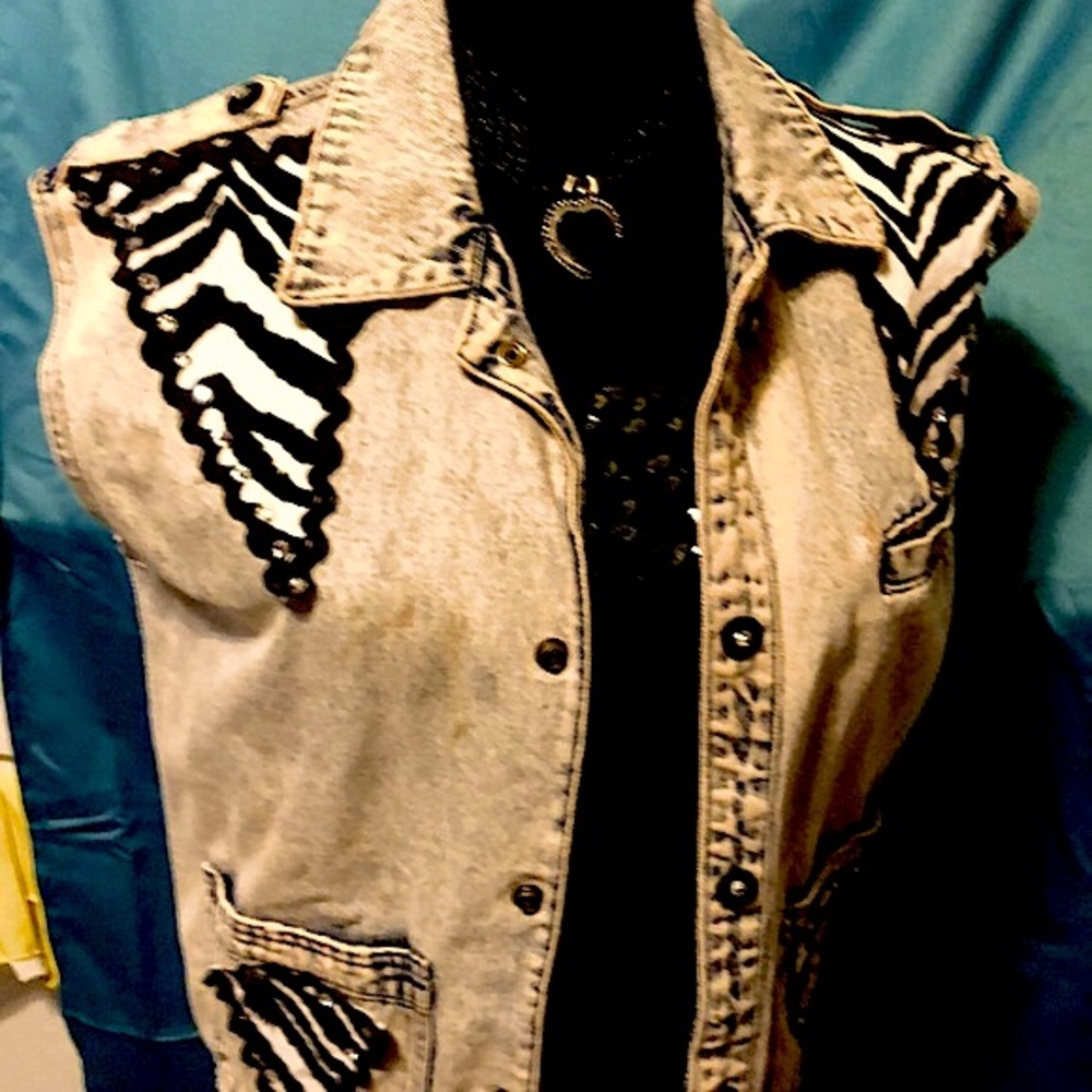 Jean vest with zebra patches